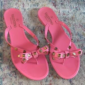 Just getting rid of stuff I don’t wear.